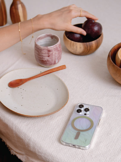 Coehl iPhone 16 Pro Max Willow MagSafe Case | Iridescent Coehl iPhone 16 Pro Max Willow MagSafe Case | Iridescent